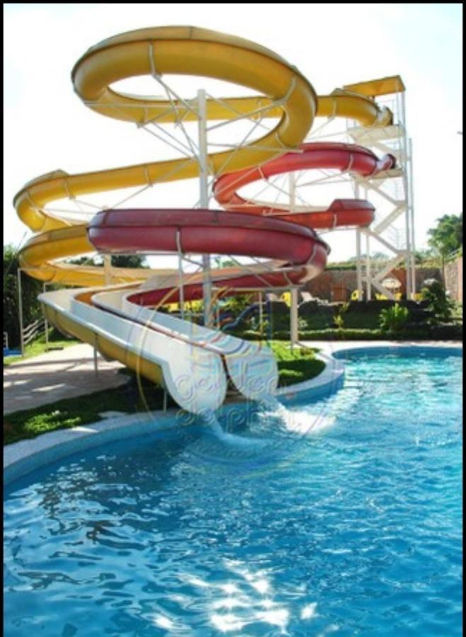 Golden Dolphin Grand Hotel Suite Particular Caldas Novas Buitenkant foto